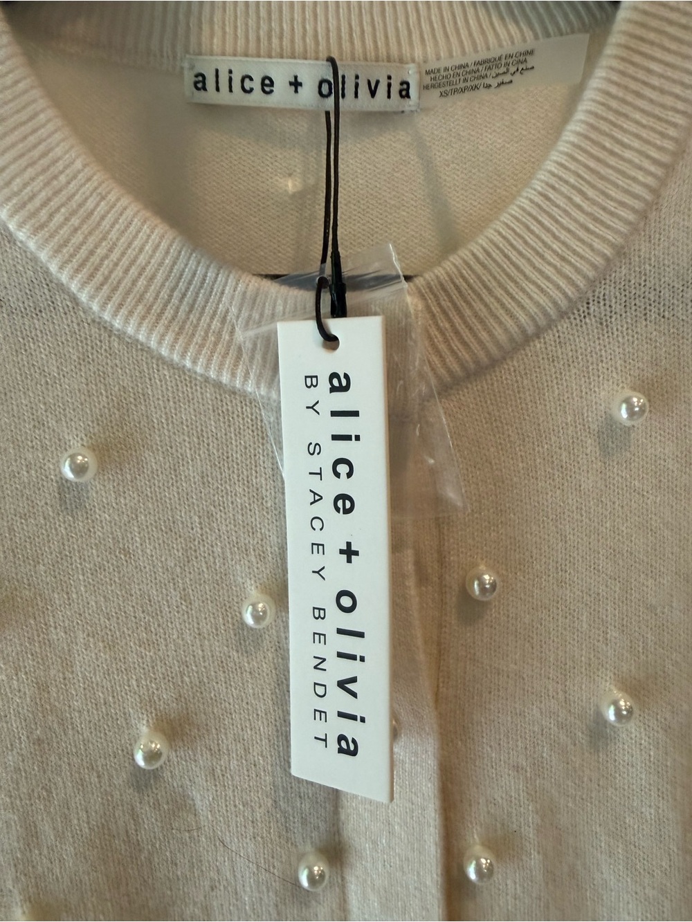 Alice + Olivia Cream Cashmere Pearl-Embellished Crew Cardigan - Picture 4 of 4
